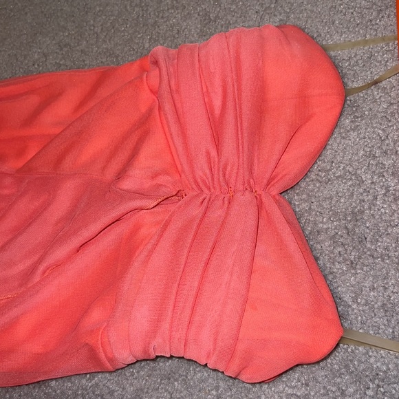 Prom dress - Picture 2 of 3